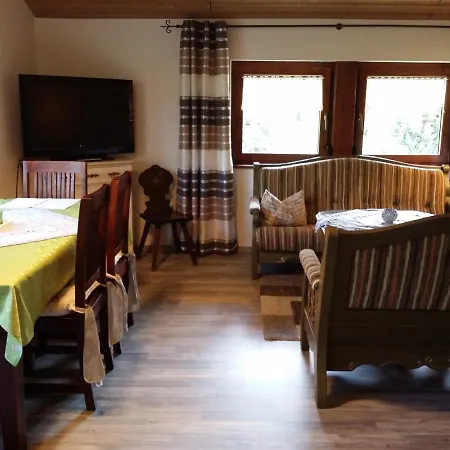 شقة Schwarzwald - Appartments *