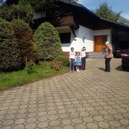 Schwarzwald - Appartments شقة تيتيسي نيوستادت