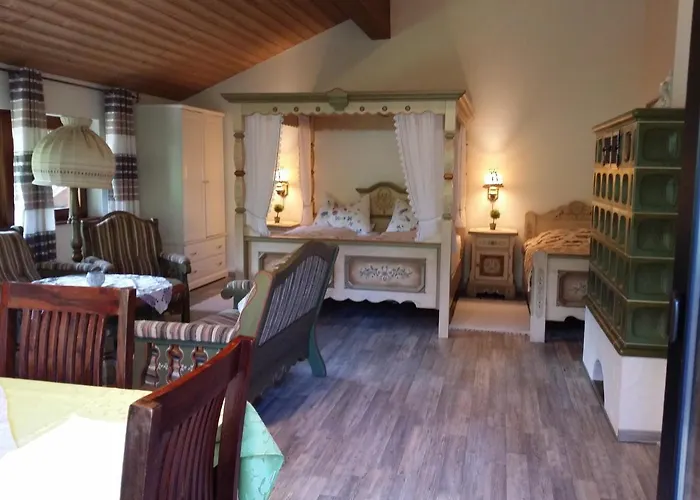 Schwarzwald - Appartments * Titisee-Neustadt